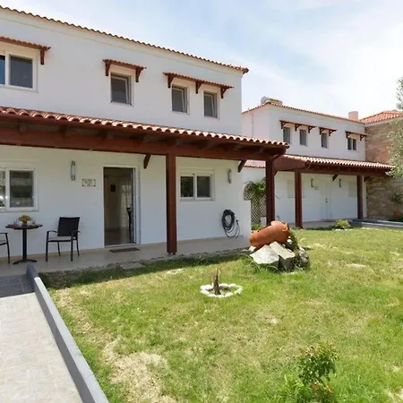 Haus In Kolympia Mit Garten Und Bergblick Vakantiehuis *